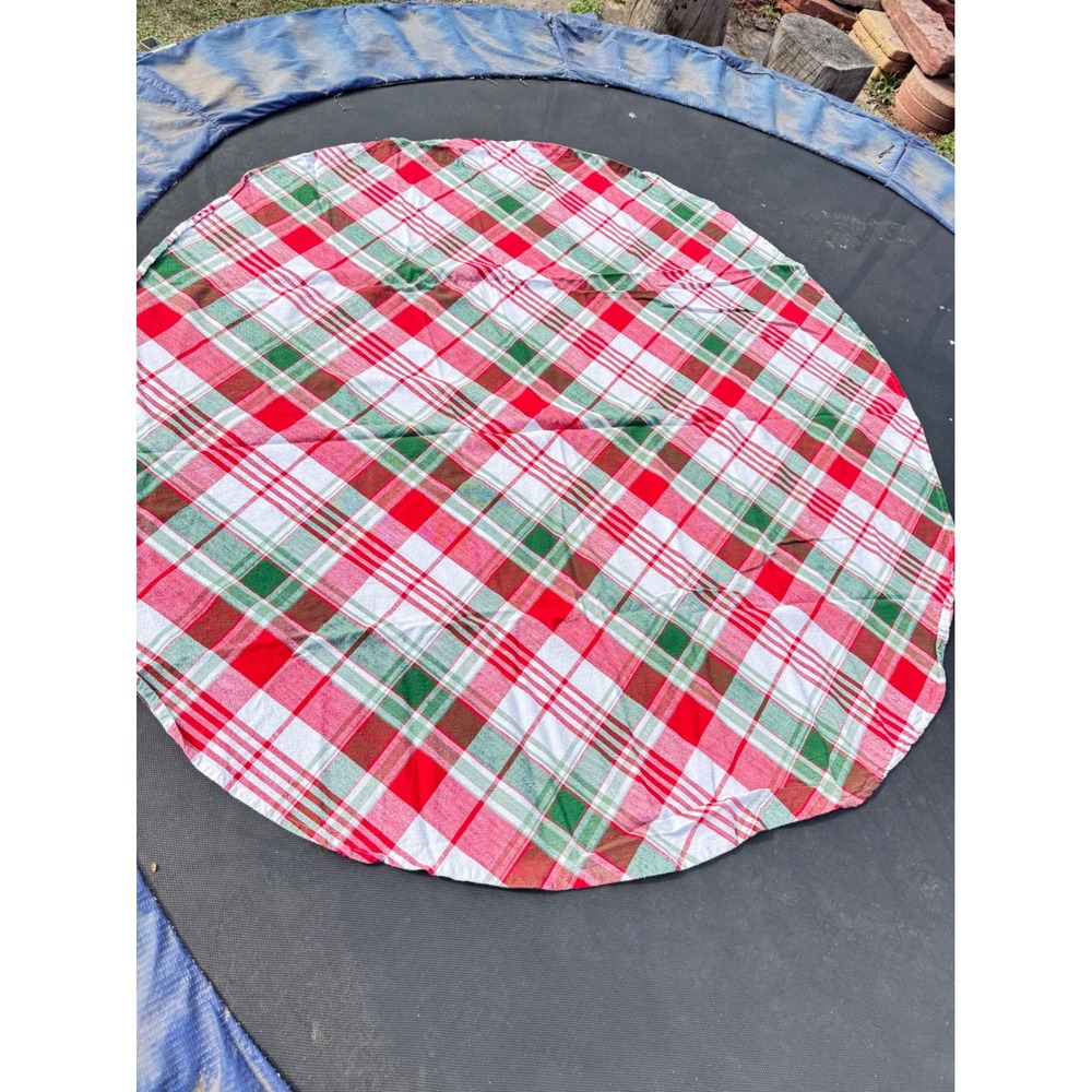 Vintage Red Green White Plaid Round Tablecloth Christmas Holiday Farmhouse 68"